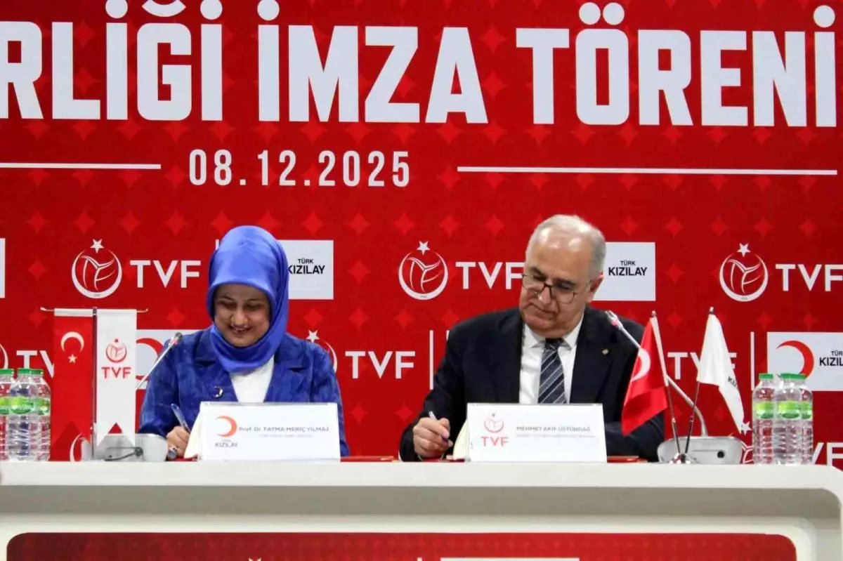 Türk Kızılay Başkanı Yılmaz: "Toplumun direnci gençlerimizin geleceğe daha umut dolu bakmasıyla artar"