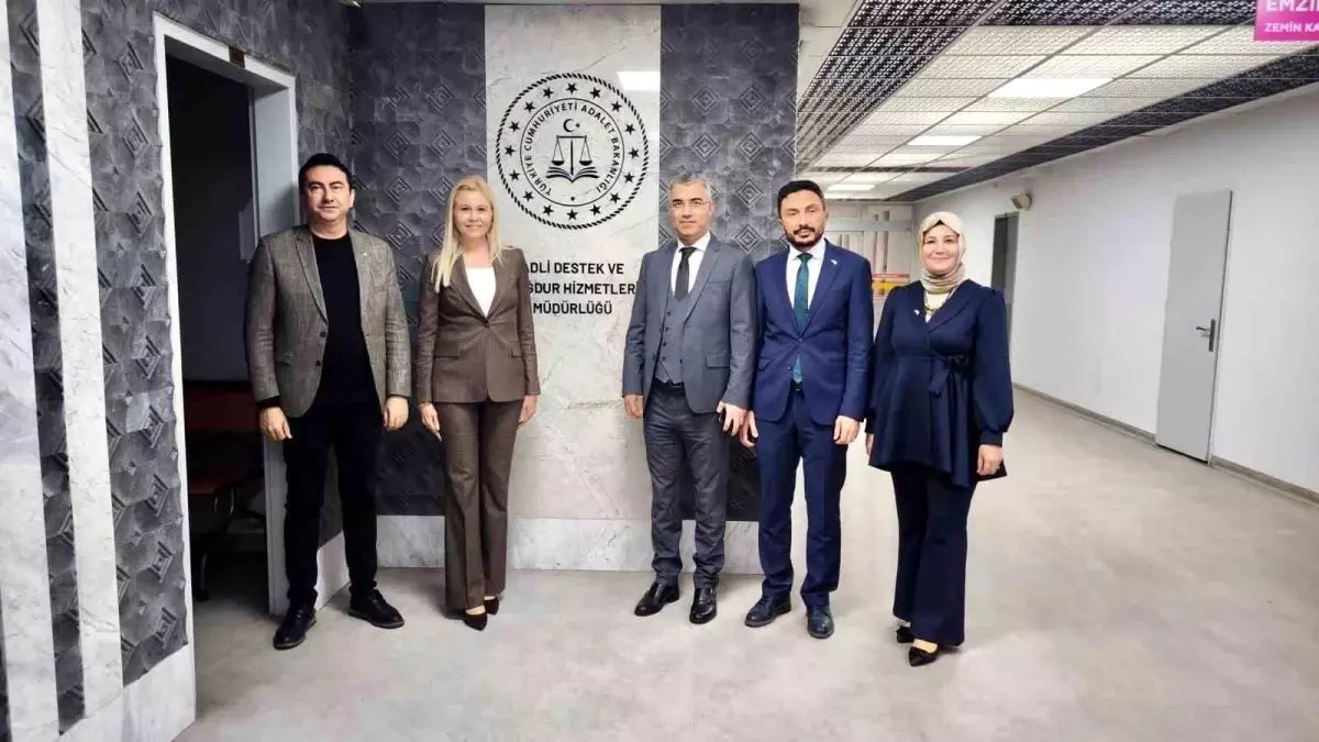 Adliyeye çocuk bekleme ve oyun odası kütüphanesi kuruldu