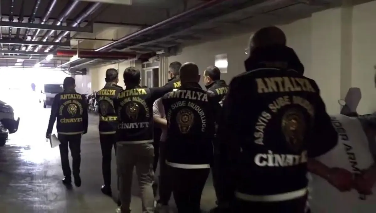 Antalya'da 40 bin TL karşılığı silahlı saldırıya 2 tutuklama