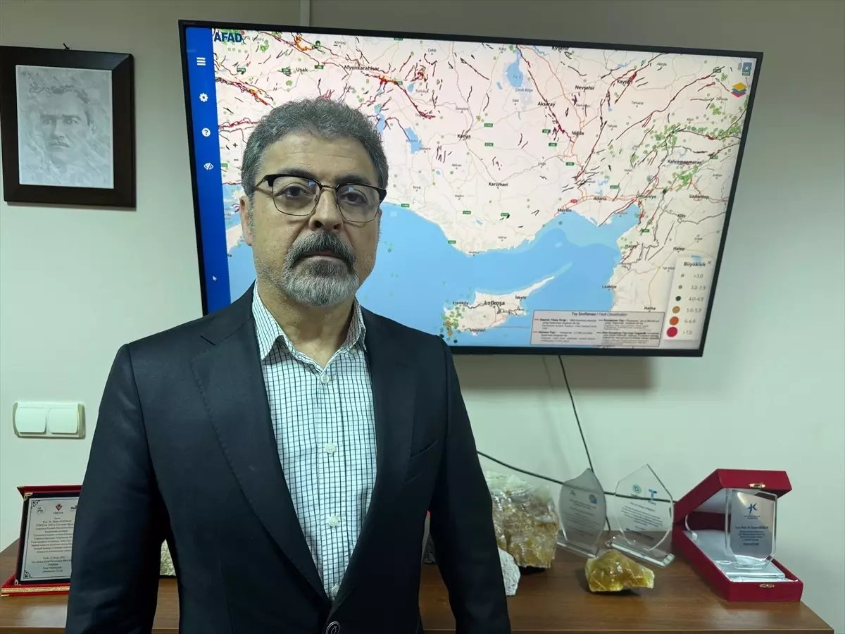 Prof. Dr. Sözbilir Antalya'daki depremleri değerlendirdi Açıklaması