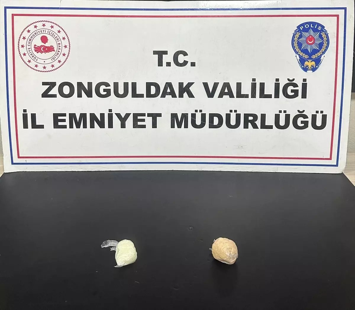 Zonguldak'ta uyuşturucu operasyonunda yakalanan 3 zanlı tutuklandı