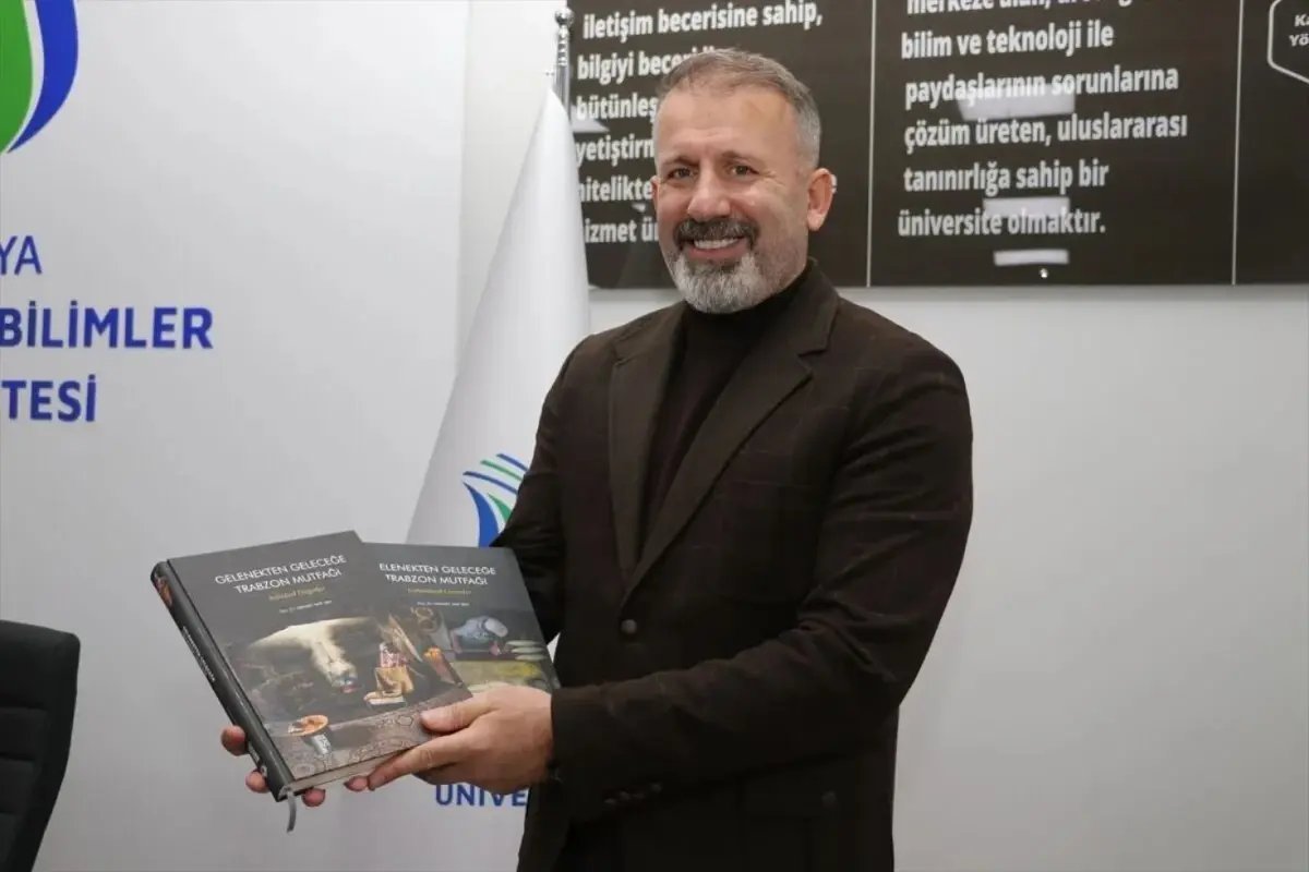 TÜBA Tarihinde Bir İlk: Doç. Dr. Mehmet Akif Şen'in 'Trabzon Mutfağı' Eseri Ödül Kazandı