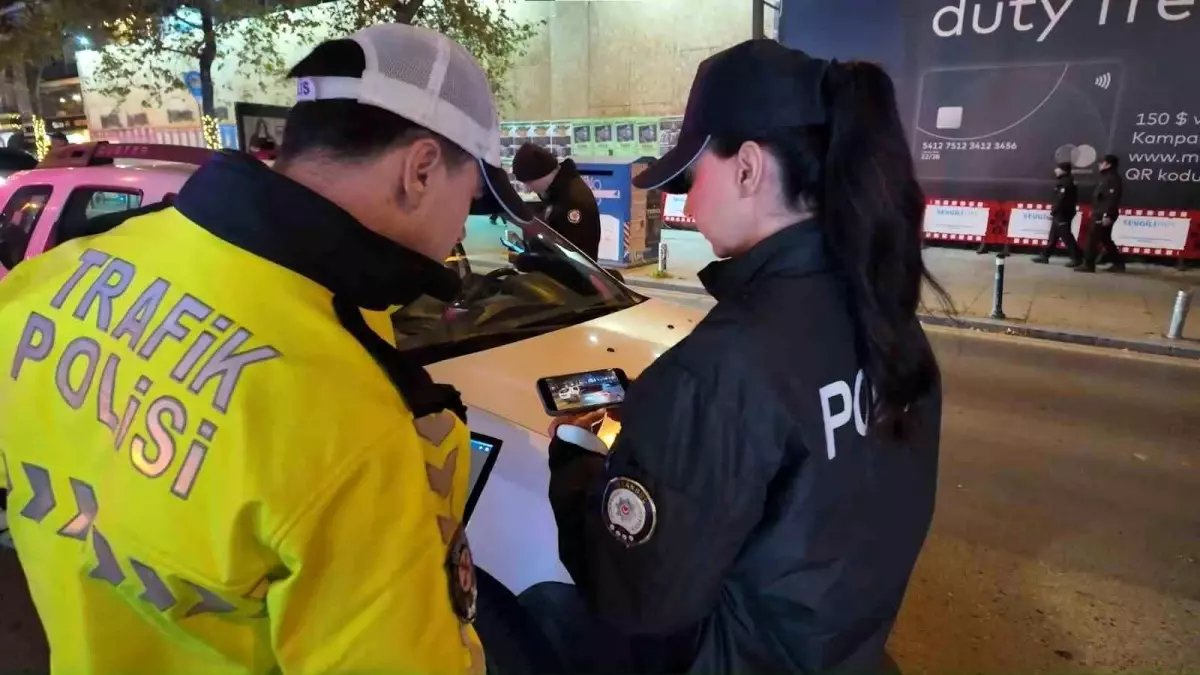 Caddebostan'da taşkınlığa geçit yok: 98 bin 595 TL ceza kesildi