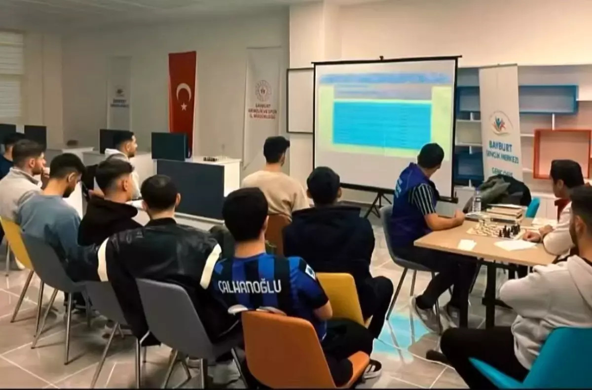 Bayburt'ta üniversite öğrencilerine yönelik kaynaşma etkinlikleri düzenlendi