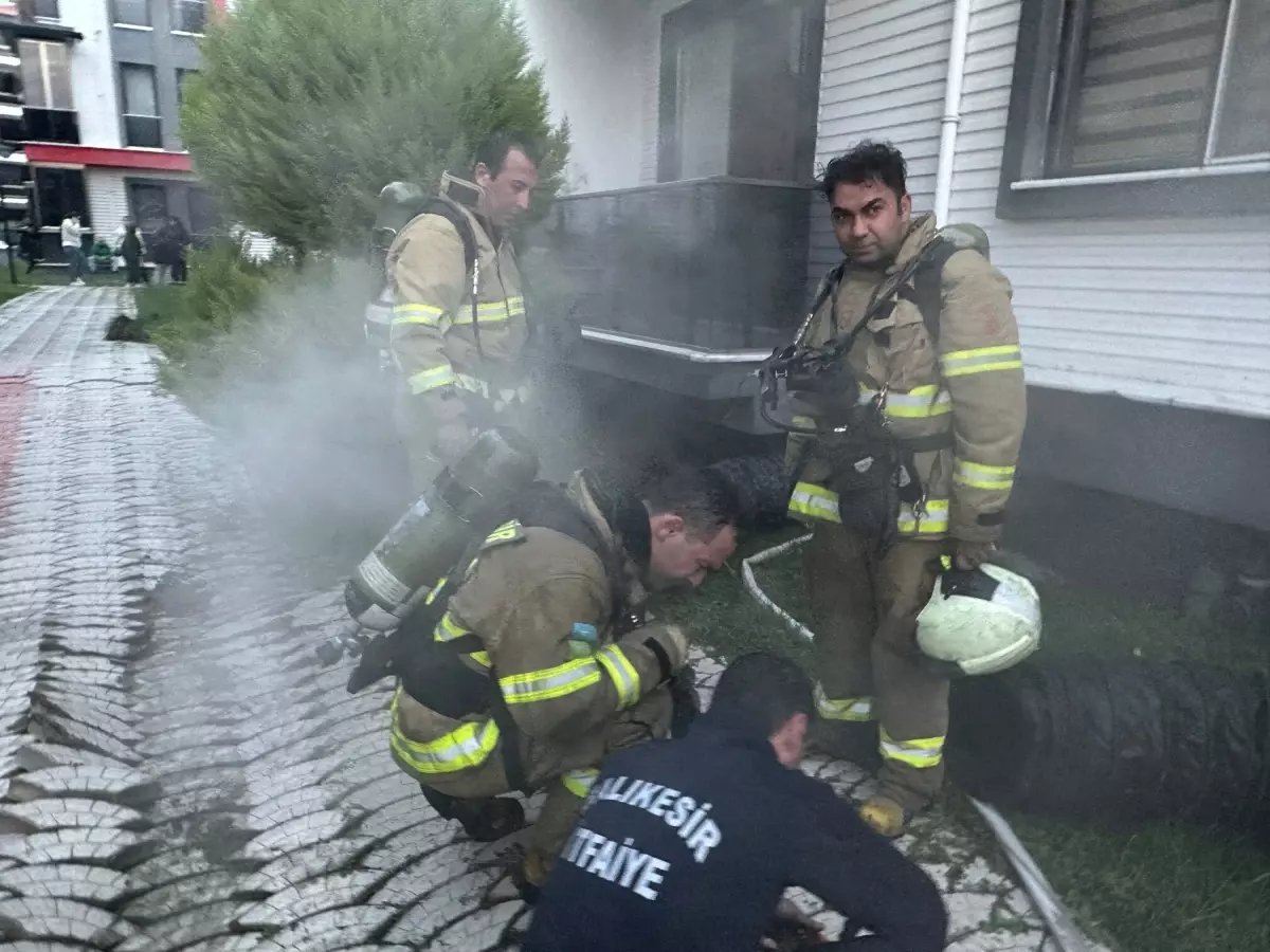 Edremit'te bodrum yangını: 6 kişi dumandan etkilendi