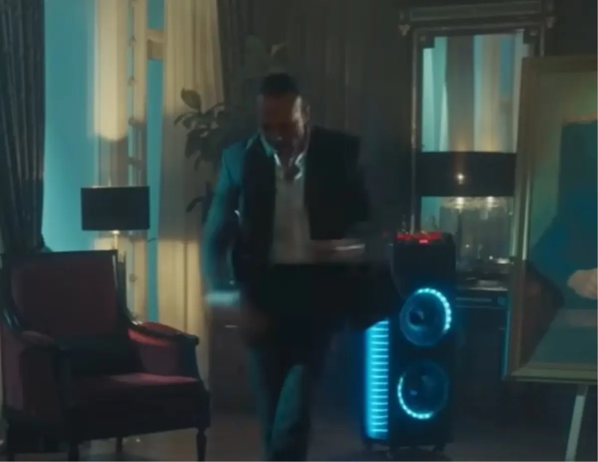 Eşref Rüya'da Kadir Yanık Dansı Viral Oldu