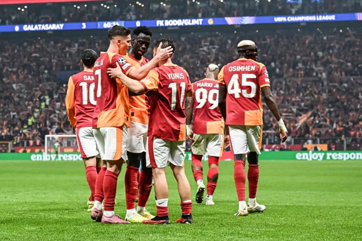 Galatasaray'ın Şampiyonlar Ligi'ndeki hesapları değişti! İlk 24 ihtimali...