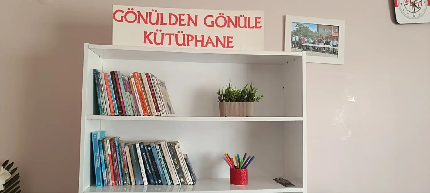 Pazaryeri Yaşlılar Evinde "Gönülden Gönüle Kütüphane" projesi gerçekleştirildi