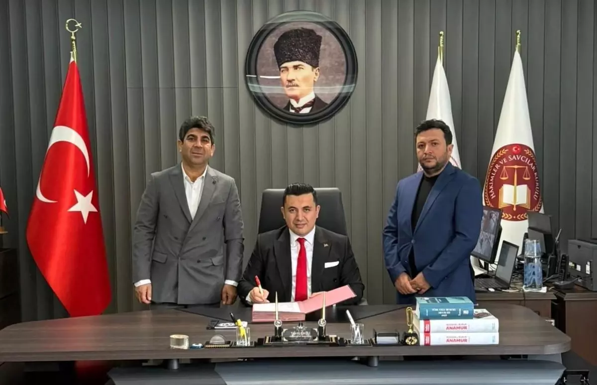 Anamur'da lojman projesi için imzalar atıldı