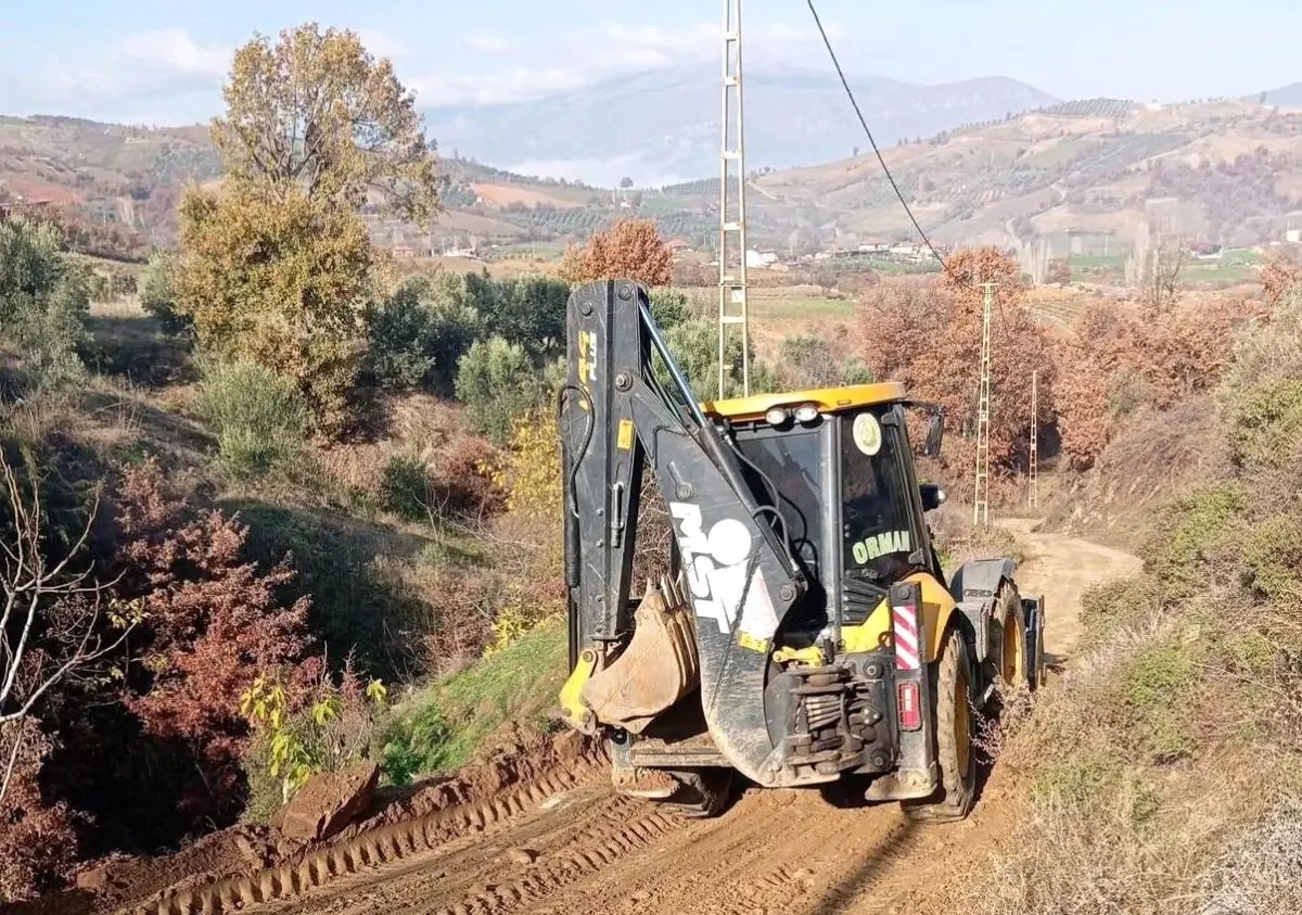 Sarıgöl'de ova yolları düzenleniyor