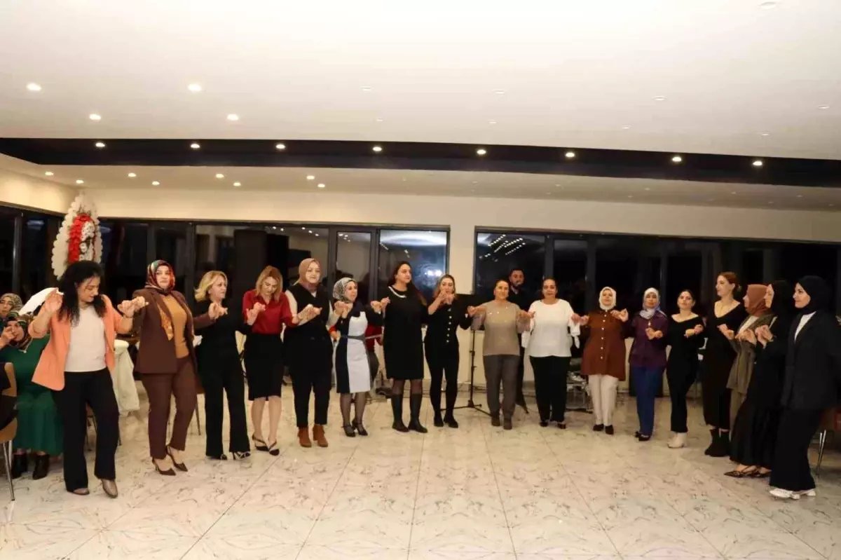 Çalışan kadınlar gönüllerince eğlendi