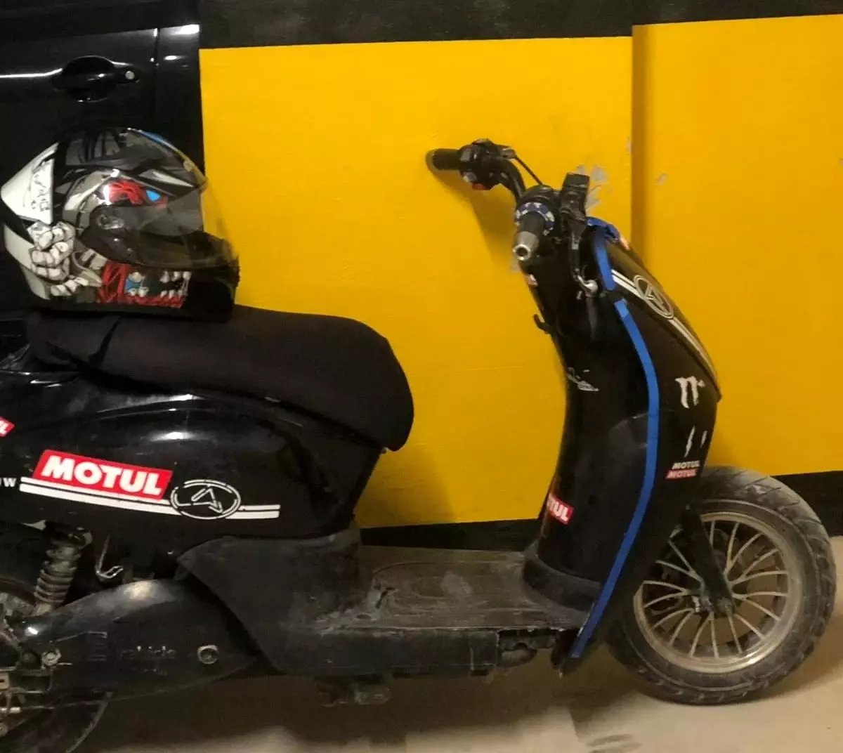 Park halindeki elektrikli bisiklet çalındı