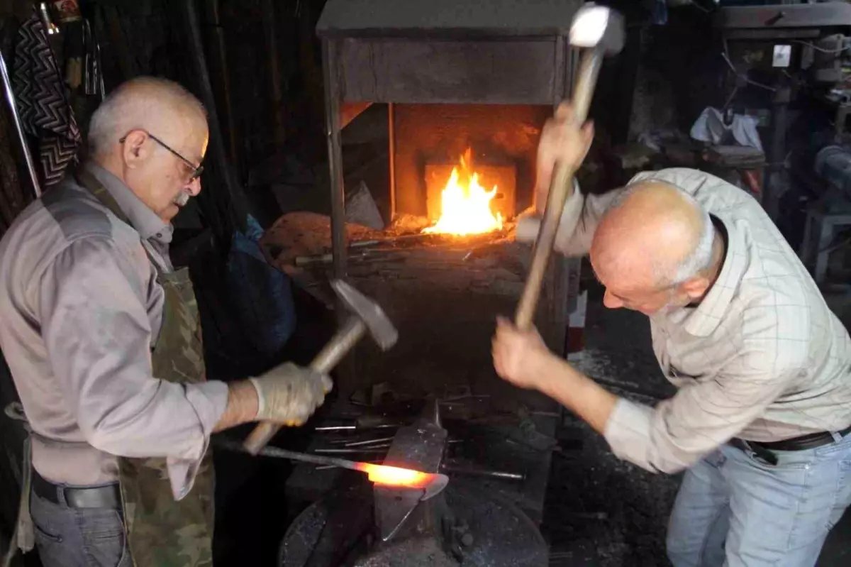 2 asırdır aynı ailenin sürdürdüğü meslek, yok olma tehlikesi ile karşı karşıya