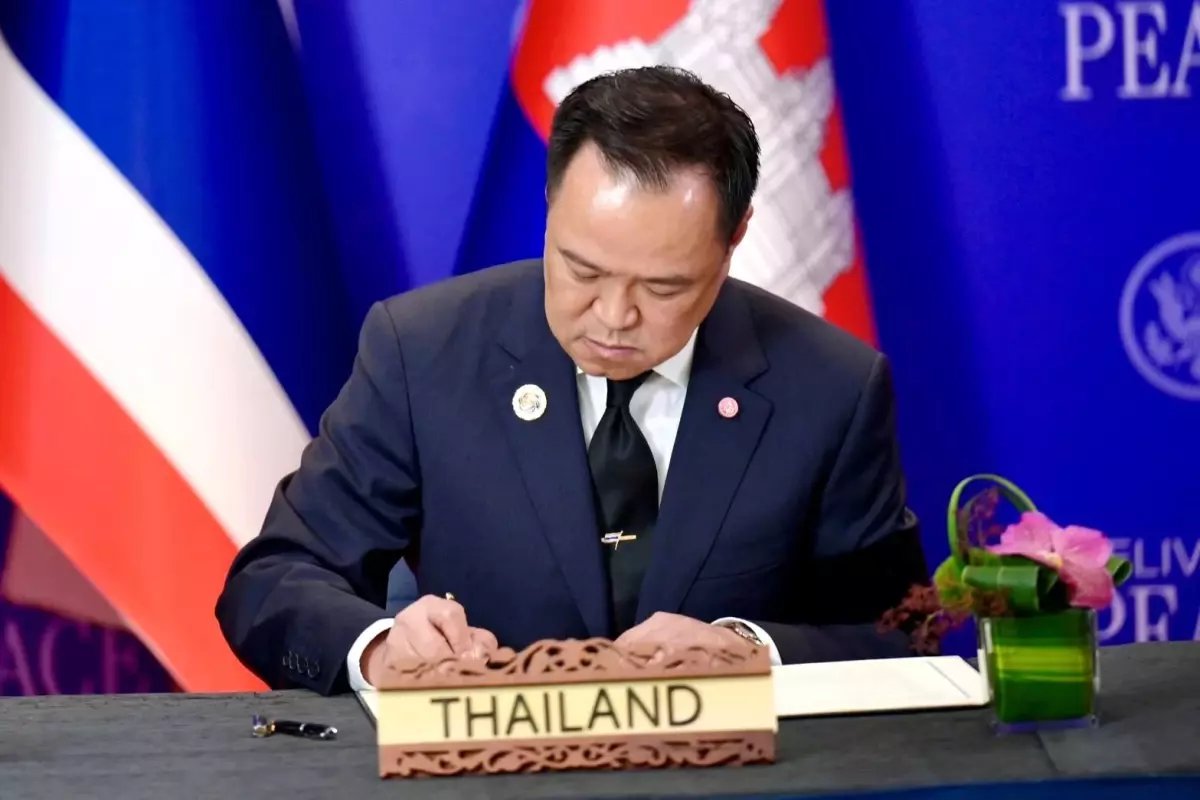 Tayland Başbakanı parlamentoyu feshetti, erken seçim süreci başladı