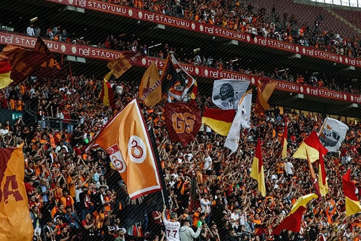 Galatasaray'da maaş krizi! Aylardır para almıyorlar
