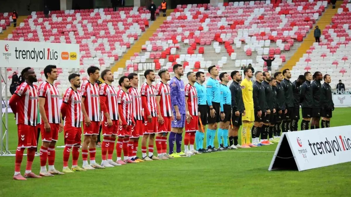 Trendyol 1. Lig: Özbelsan Sivasspor: 1 Çorum FK: 1