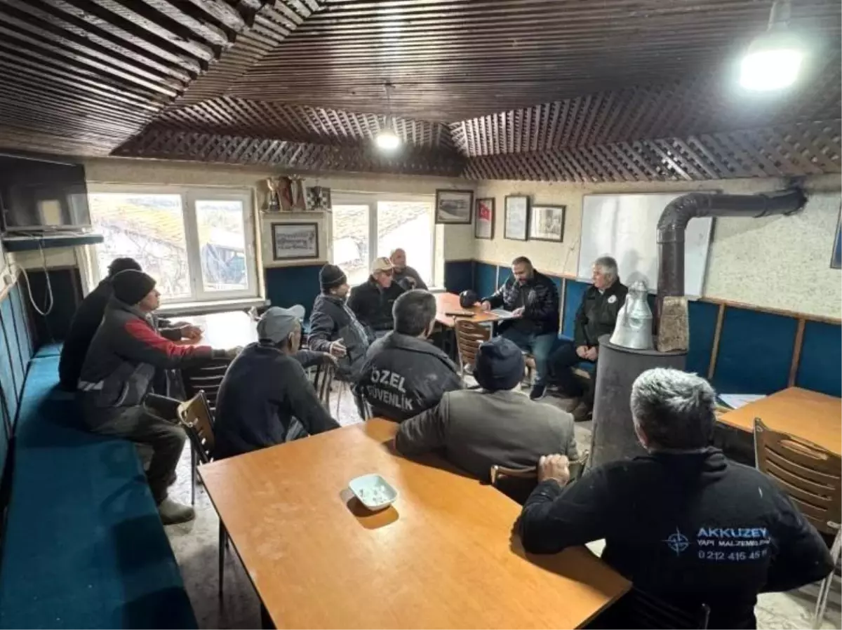 Yenipazar'da çiftçilere tarımsal destekleme ve hibe eğitimi verildi