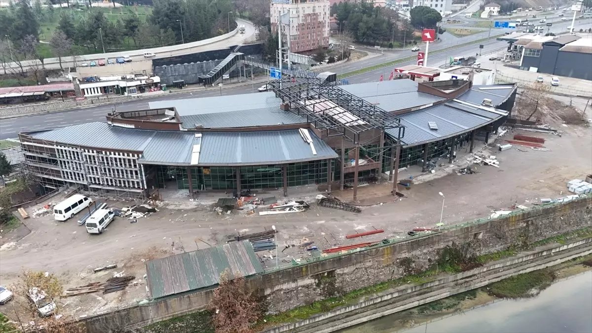 Karabük'te otobüs terminalinde yenileme çalışmaları sürüyor