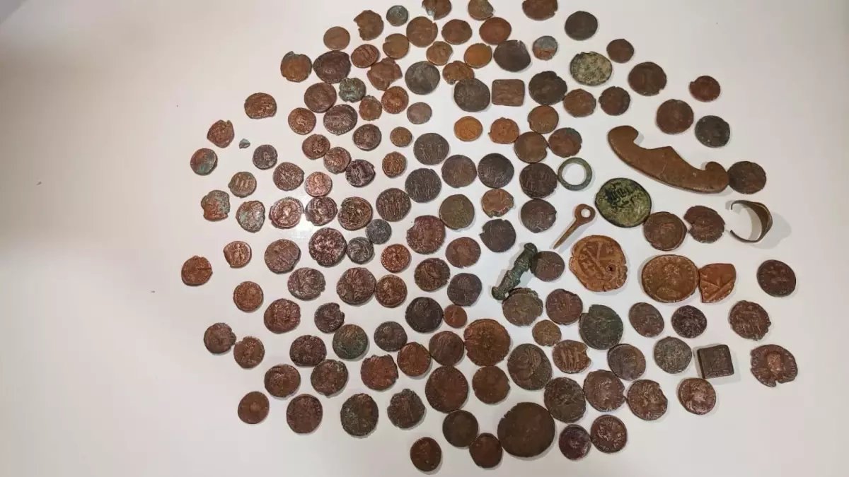 İznik'te Roma ve Bizans dönemlerine ait 143 tarihi eser ele geçirildi