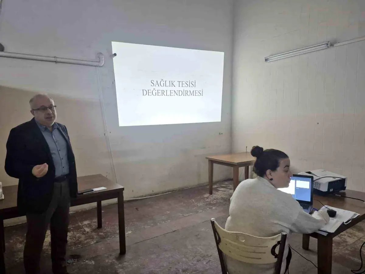 Atatürk Devlet Hastanesi'nde değerlendirme toplantısı gerçekleştirildi