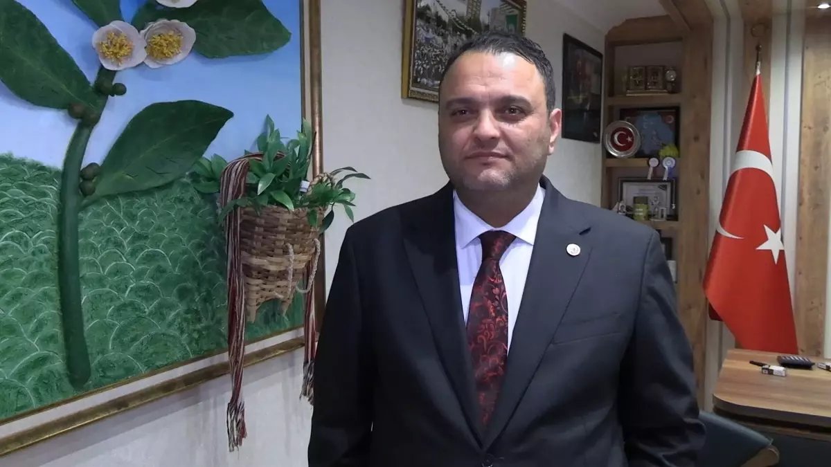 Çayda gıda boyası denetimi sürüyor: 'Restoranların yüzde 60-70'inde boyalı çay kullanılıyor'