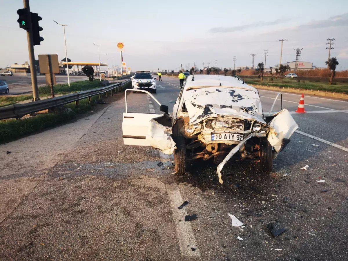 Bursa'da Trafik Kazasında Bir Genç Hayatını Kaybetti