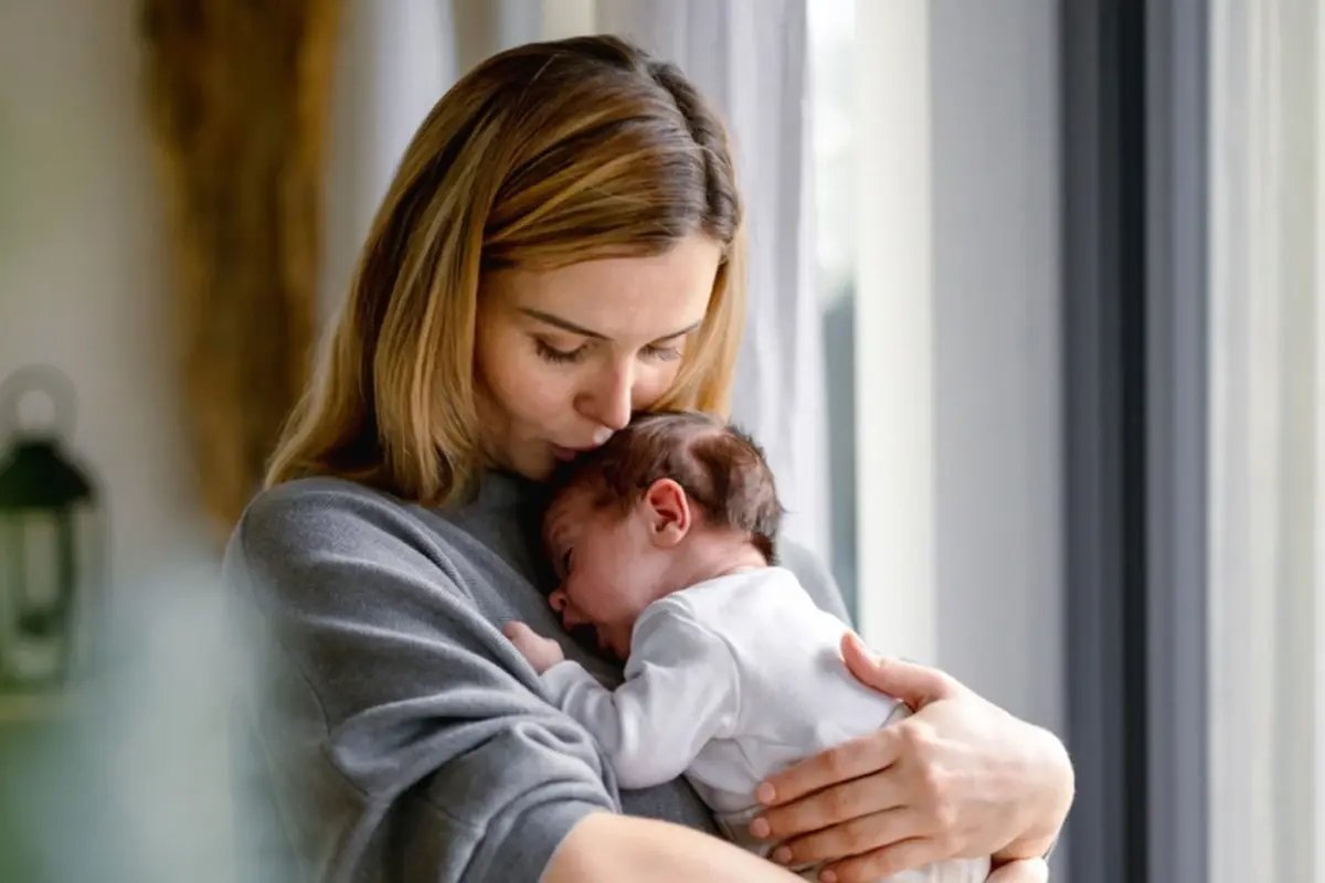 Doğum izni 24 haftaya çıkıyor! Düzenlemede dikkat çeken yeni bir grup var