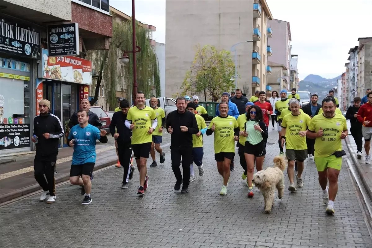 Espiye'de halk koşusu ve yürüyüş etkinliği düzenlendi