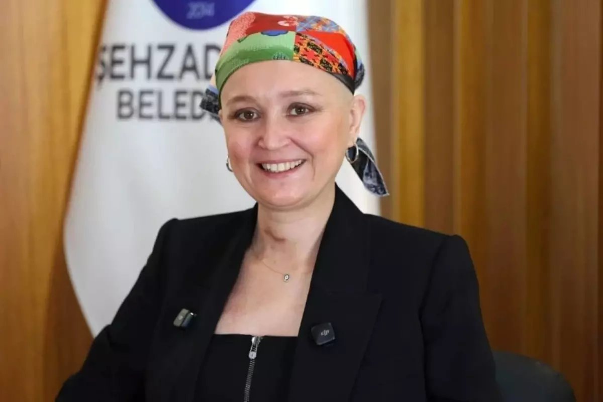 Manisa Şehzadeler Belediye Başkanı Gülşah Durbay için siyasilerden siyasi mesajları