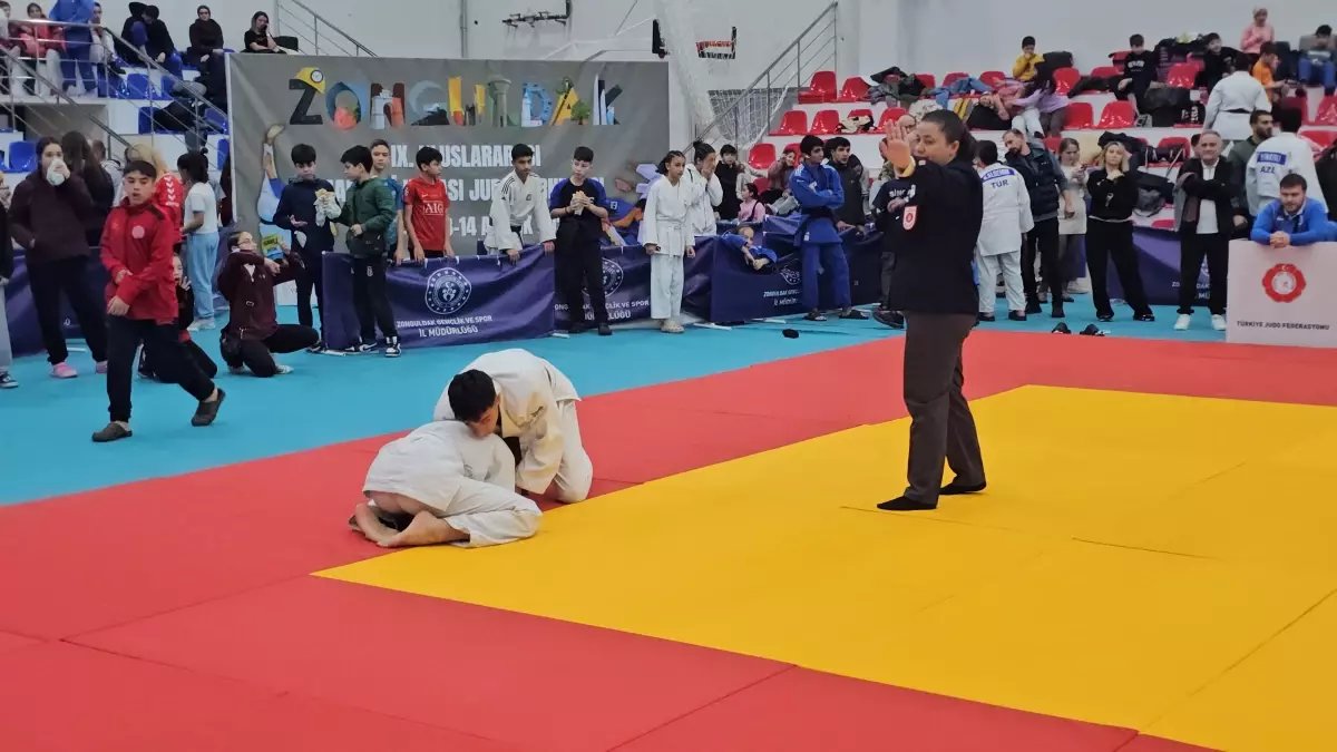 Zonguldak'taki Uluslararası Madenci Kupası Judo turnuvası sona erdi