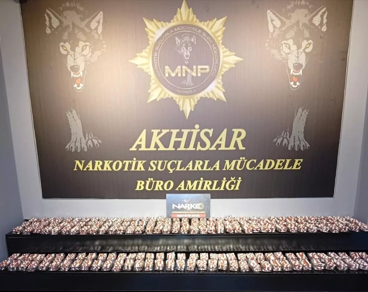 Akhisar'da uyuşturucu operasyonunda 5 tutuklama