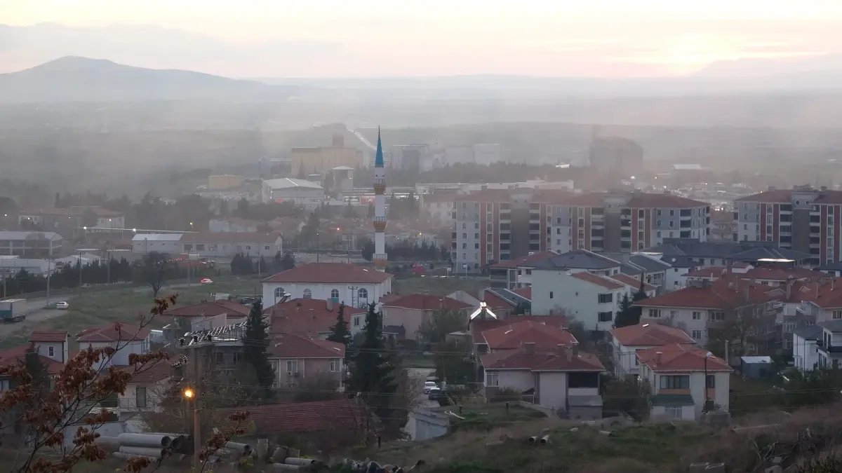 Hava kirliliğinin alarm verdiği Keşan'da soba ve kaloriferlere 'saat' ayarı