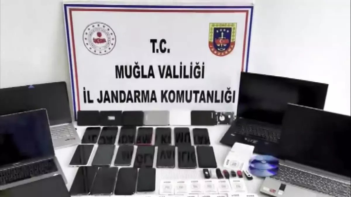 Muğla merkezli üç ilde dolandırıcılık operasyonu: 10 şüpheli tutuklandı