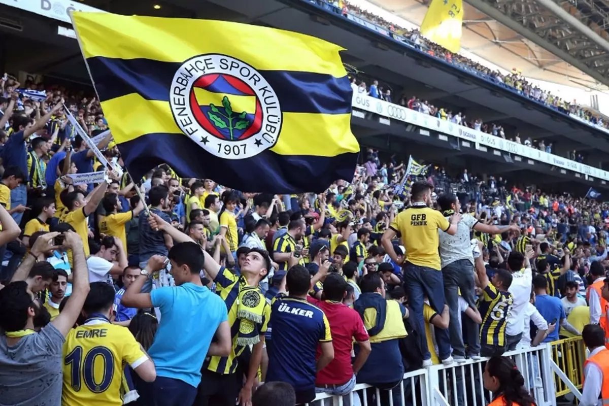 Fenerbahçe'den giden futbolcu yeni takımında kral oldu