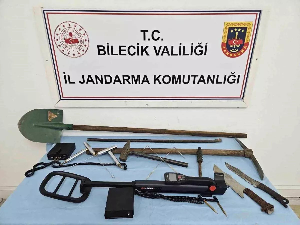 Bilecik'te define avcıları suçüstü yakalandı