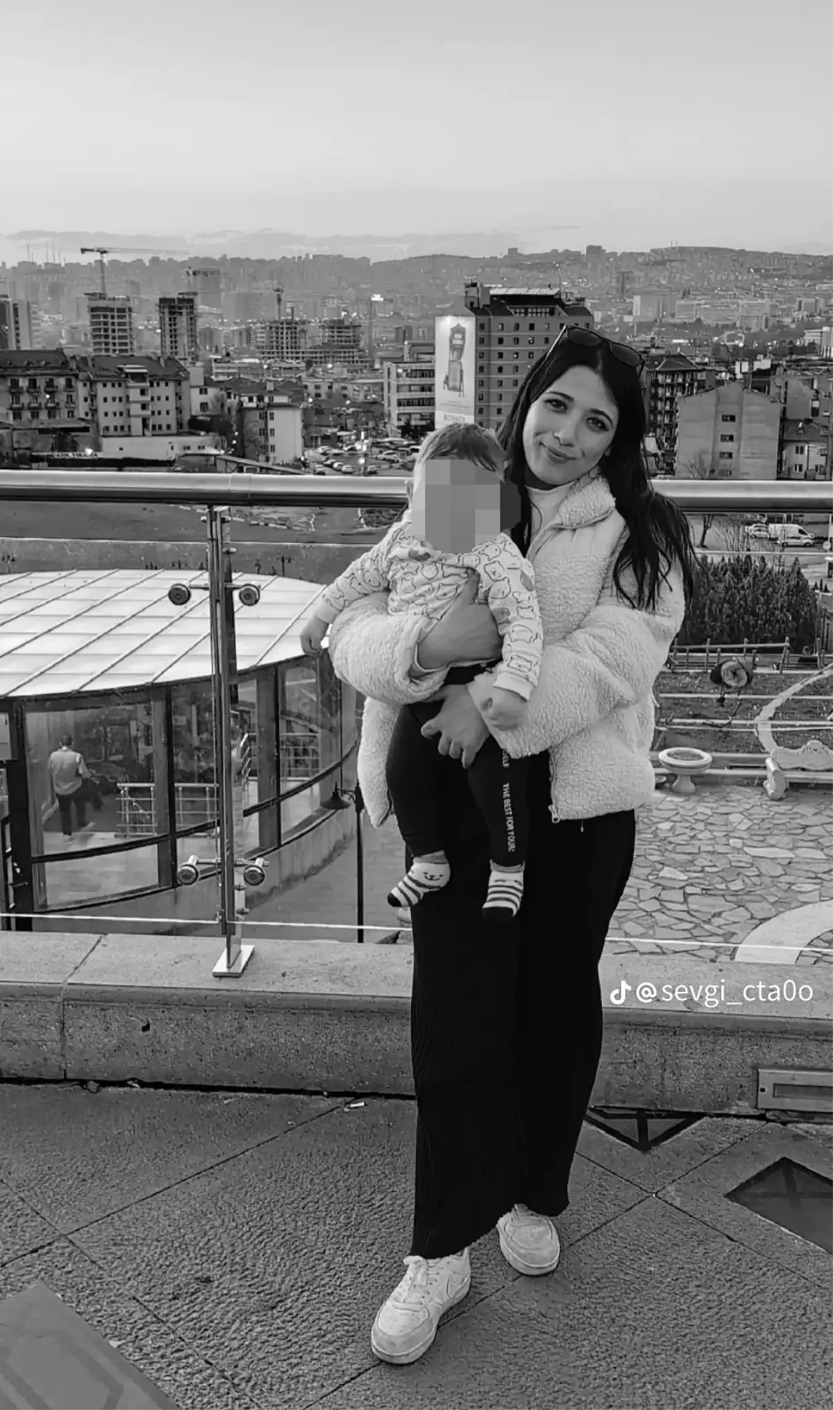 3 yıllık eşi Sevgi'yi bıçaklayarak öldürdü