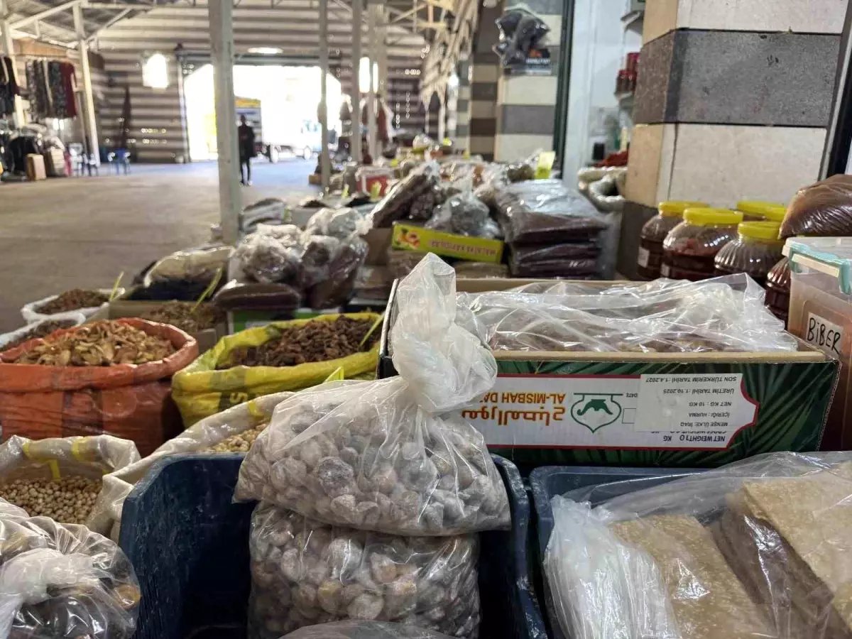 Çermik organik kuruyemiş pazarına yoğun ilgi