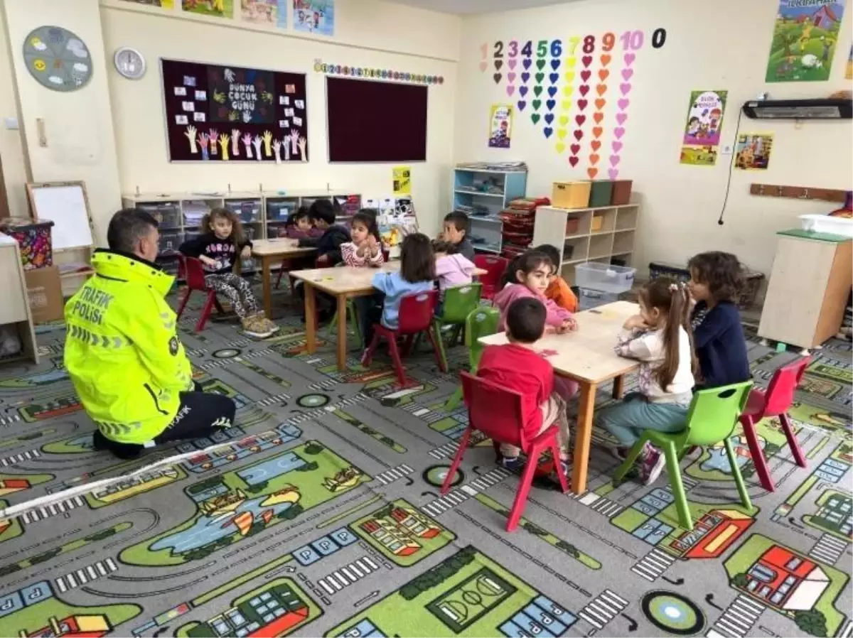 Jandarma ve emniyetten trafik bilinci çalışması