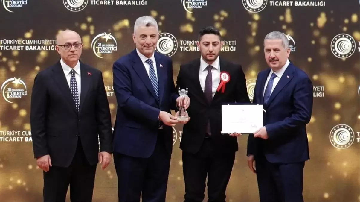 28'inci Geleneksel Tüketici Ödülleri'nde İHA'ya Tüketici Özel Ödülü