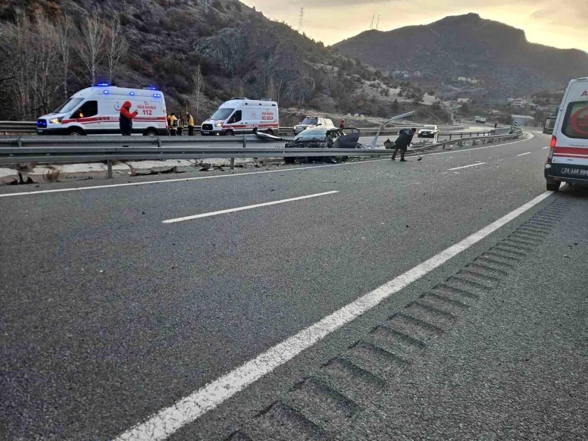 Gümüşhane'de trafik kazası: 1'i ağır 4 yaralı