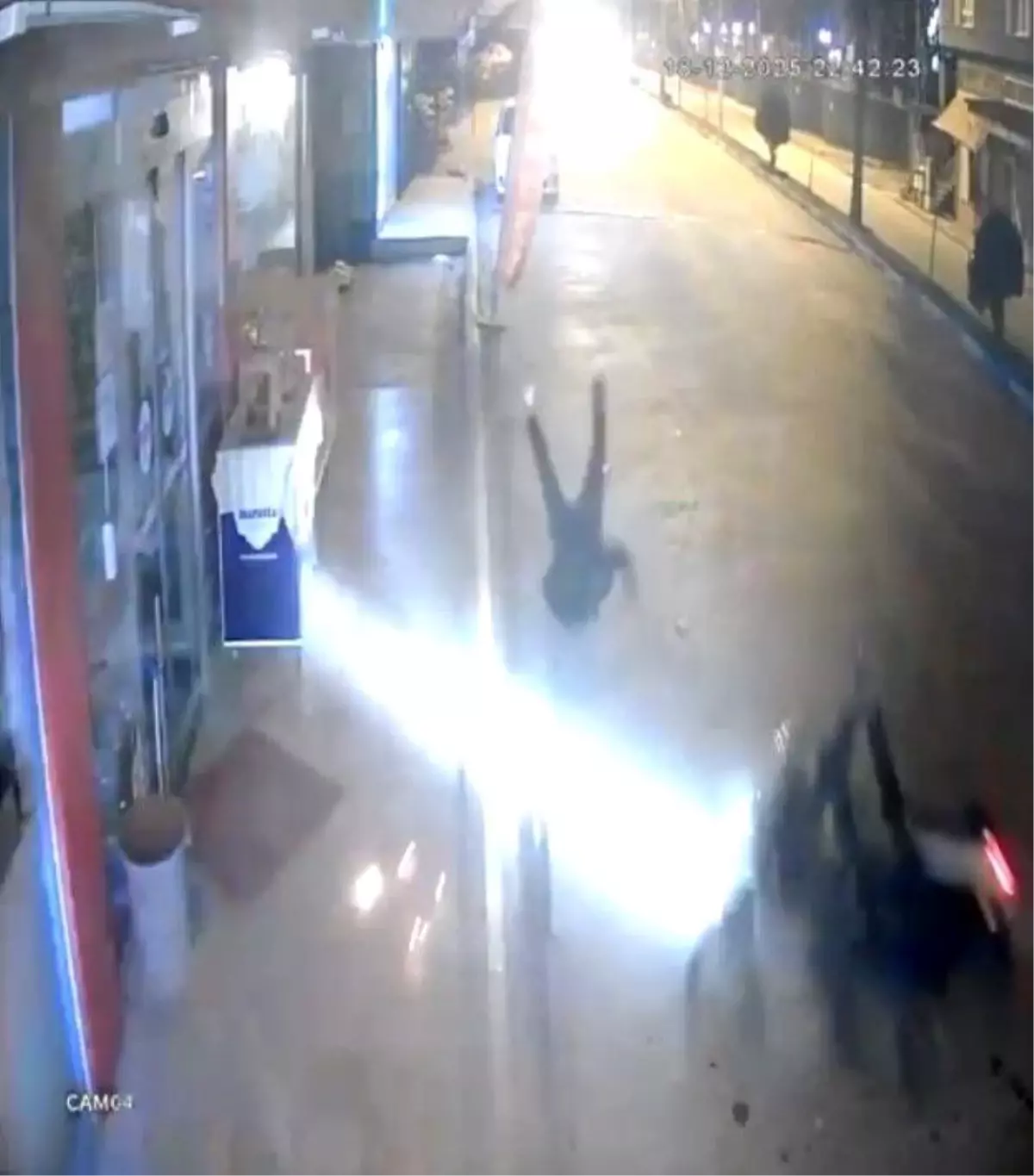 Osmaniye'de motosiklet kazası kamerada