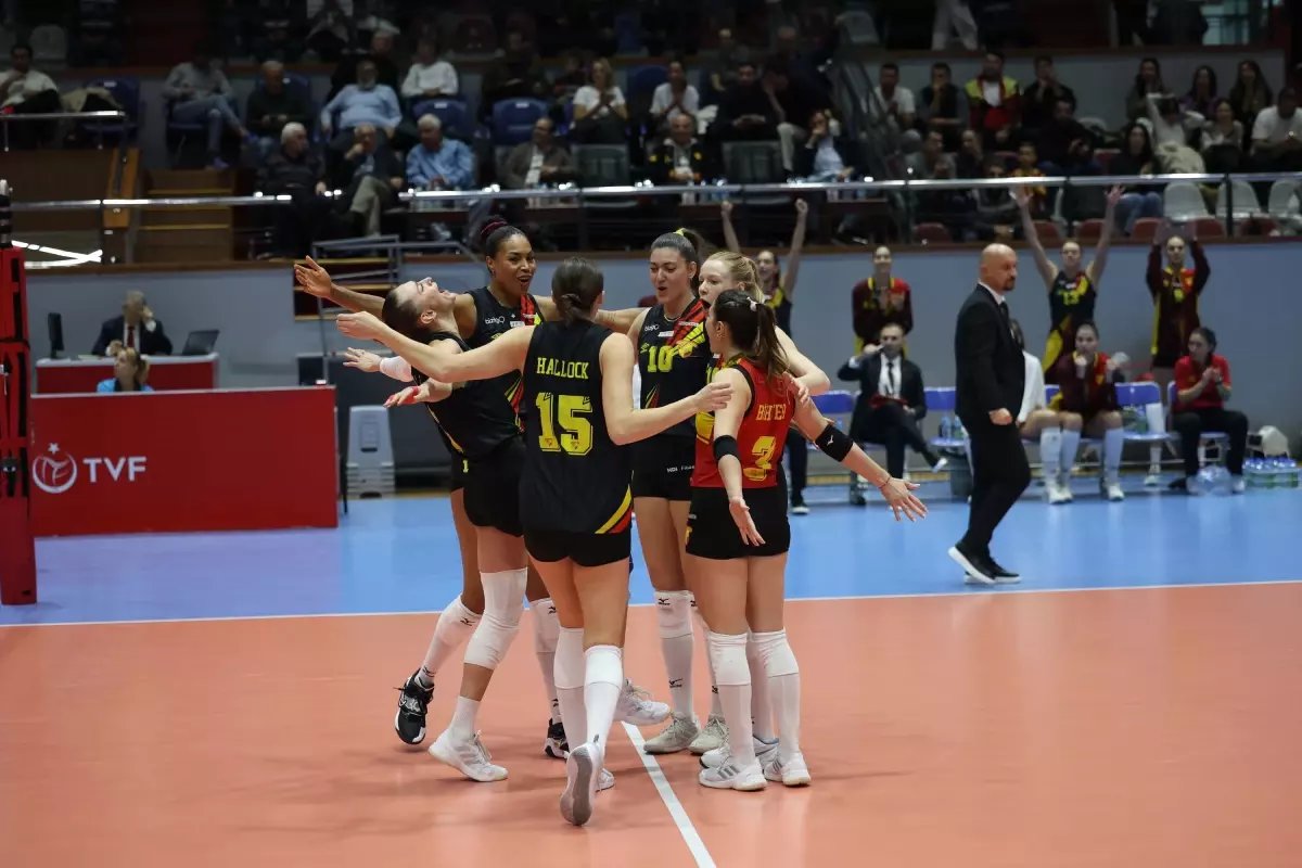 Göztepe voleybolda Galatasaray'ı ağırlıyor