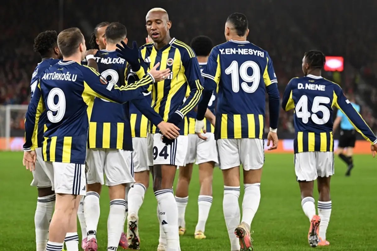 Fenerbahçe'de iki yıldız Beşiktaş derbisinde yok