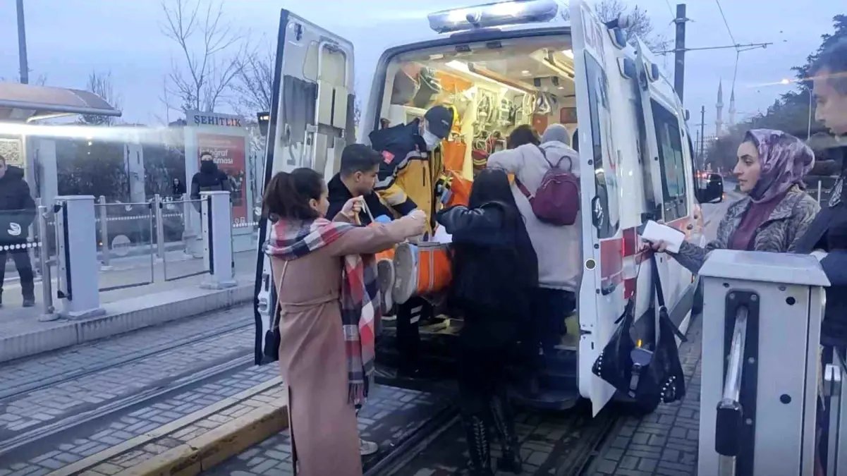 Eskişehir'de liselilerin kavgası kanlı bitti: 1 yaralı