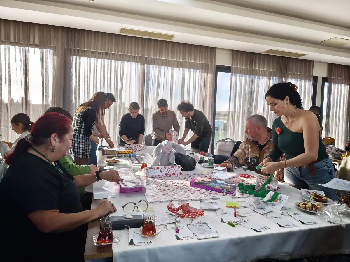 LÖSEV, Lösemi ve Kanser Tedavisi Gören Çocukların Yılbaşı Hayallerini Gerçekleştiriyor