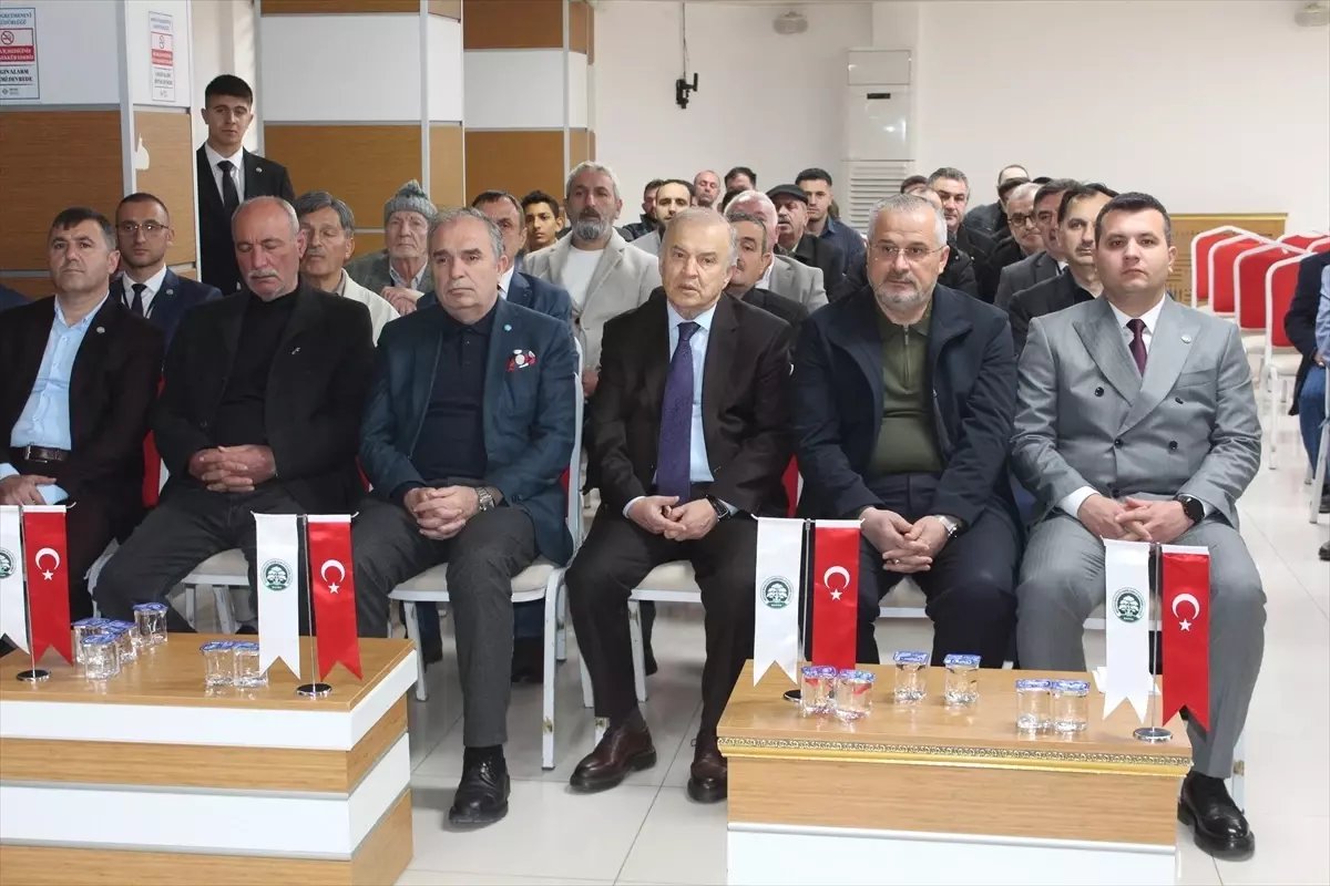 Bafra Müstecep Mahallesi Derneği'nde Orhan Şener yeniden başkan seçildi