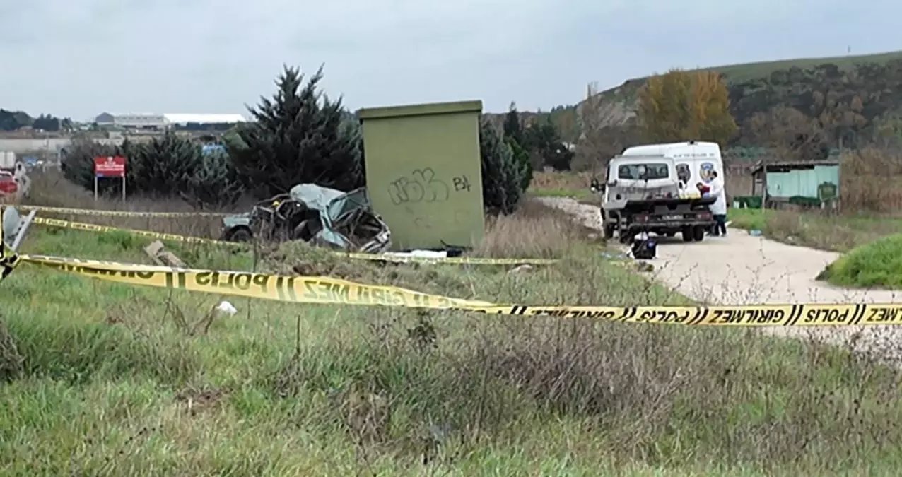 Büyükçekmece'de gece yaşanan kaza gündüz fark edildi: 2 ölü