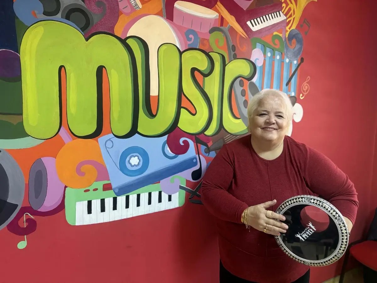 Bir yılda 3 beyin ameliyatı geçirdi; darbuka çalarak hayata tutundu