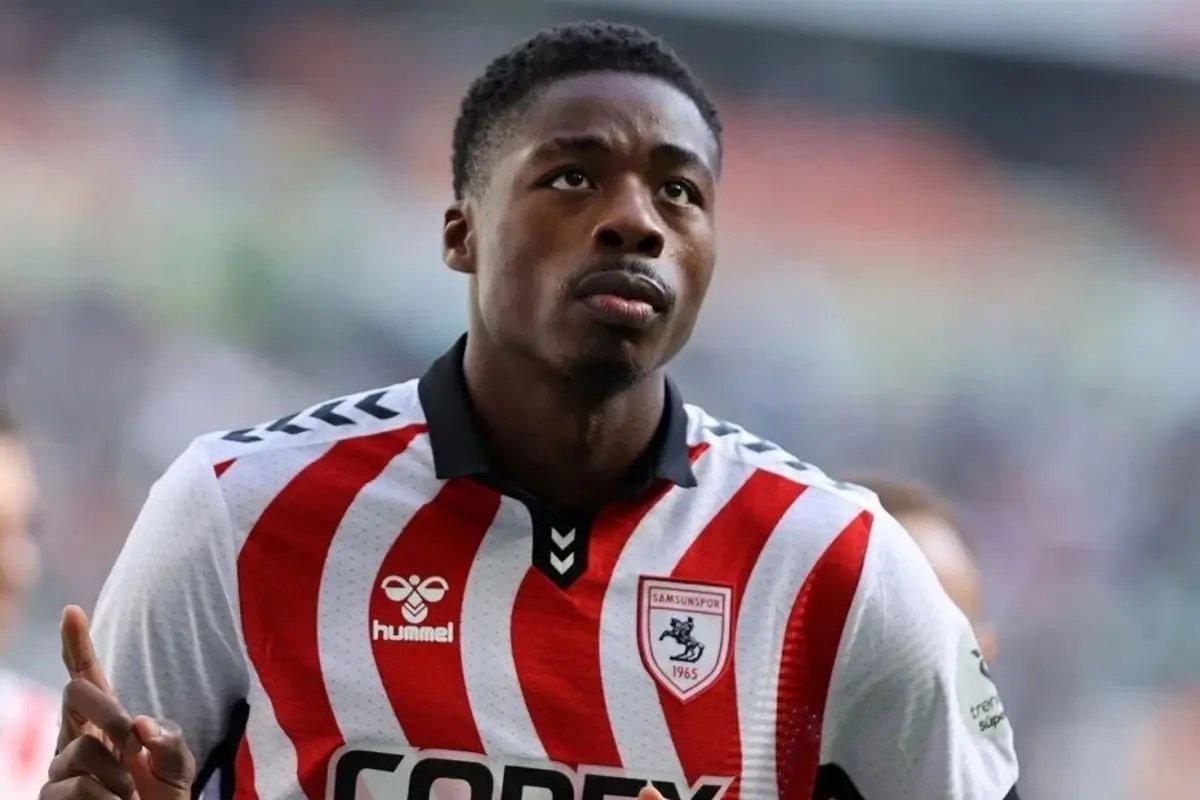 Musaba'nın temsilcisi Fenerbahçe için İstanbul'a geldi