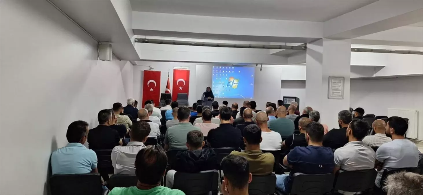 Kayseri'de hükümlülerin topluma uyumu için seminer verildi